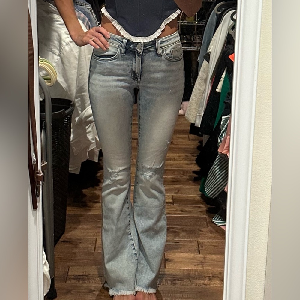 Altar’d State distressed low rise flare jeans size 1 , xs 0 - Picture 7 of 8